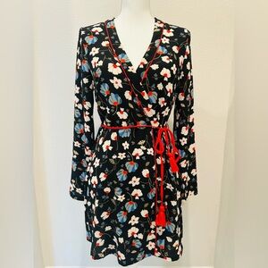 NWT Women’s Size 6 Black Floral Mini Wrap Dress